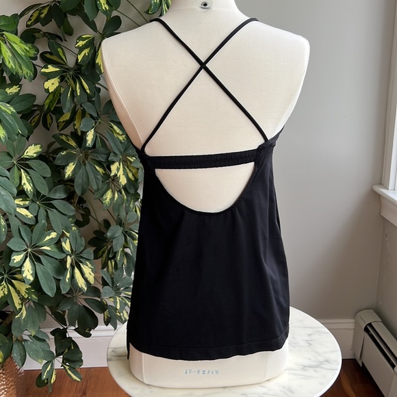 Lululemon top - Picture 3 of 12